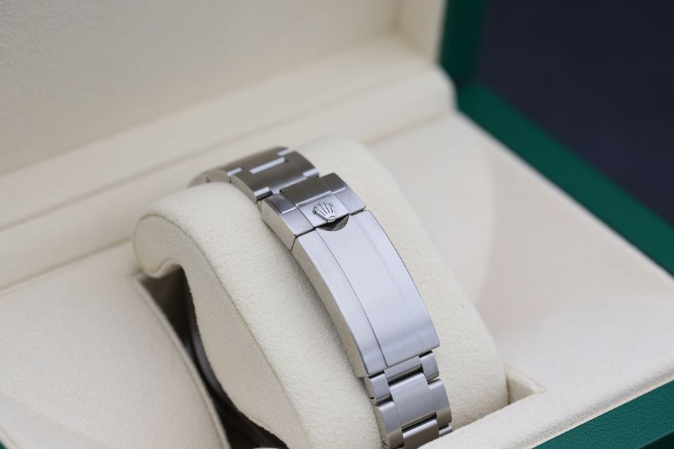 Rolex Submariner Starbucks Image 3